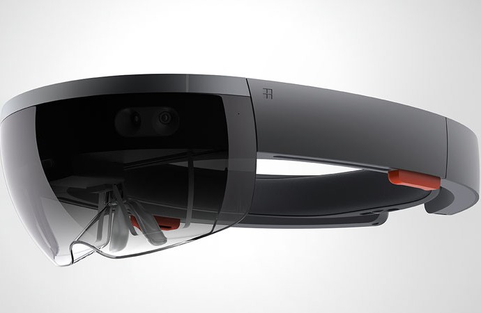 Microsoft kenalkan HoloLens dan Surface Hub