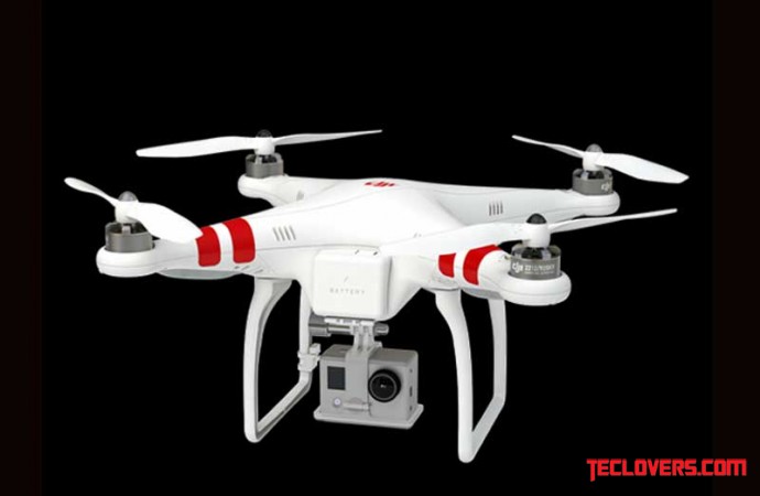 DJI mulai pasarkan Phantom 4 tengah bulan ini